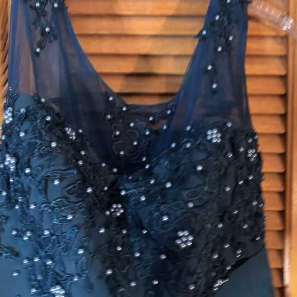 Handmade evening gown - Picture 2 of 3